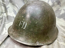 Charger l&#39;image dans la galerie, Original WW2 Canadian / British Army Mk3 High Rivet Turtle Helmet &amp; Liner
