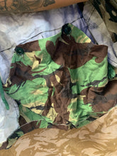 Load image into Gallery viewer, Genuine British Army Issue DPM Combat Smock - Size 160/96
