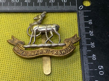 Load image into Gallery viewer, British Army - Royal Warwickshire Regiment Cap badge. Maker Marked
