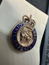 Lade das Bild in den Galerie-Viewer, Genuine Unissued British Civil Defence Corps Enamel Lapel Badge - J.R Gaunt

