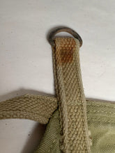 Lade das Bild in den Galerie-Viewer, Original WW2 US Army M1928 Haversack Pack Tail - 1941 Dated
