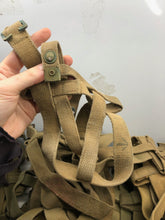 Charger l&#39;image dans la galerie, Original WW2 37 Pattern British Army Water Bottle Carrier Harness
