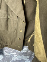 Load image into Gallery viewer, Original US Army WW2 Ike Jacket Battledress - BRITISH MADE - 38&quot; Large Chest
