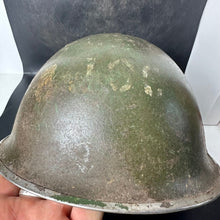 Lade das Bild in den Galerie-Viewer, Original WW2 British / Canadian Army Mk3 Combat Helmet &amp; Liner
