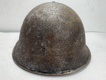 Charger l&#39;image dans la galerie, Original WW2 British / Canadian Army Mk3 Turtle Helmet
