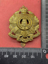 Load image into Gallery viewer, WW1 / WW2 British Army TENTH LONDON HACKNEY Regiment Cap Badge.
