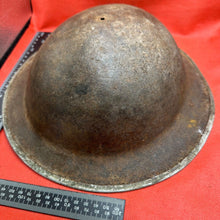 Charger l&#39;image dans la galerie, British Army Mk2 Brodie Helmet - Original WW2 - South African Manufactured
