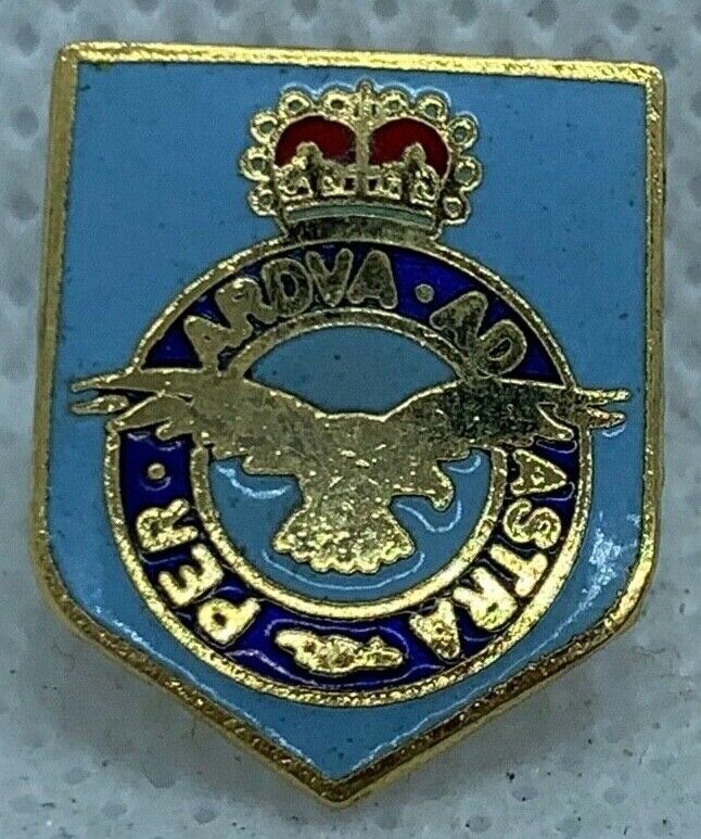 RAF Royal Air Force - NEW British Army Military Cap/Tie/Lapel Pin Badg ...