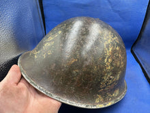 Load image into Gallery viewer, WW2 British / Canadian Army Mk3 Combat Turtle Helmet &amp; Liner - Camouflaged
