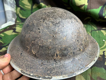 Charger l&#39;image dans la galerie, British Army Mk2 Brodie Helmet - Original WW2 - South African Manufactured
