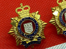 Lade das Bild in den Galerie-Viewer, Original British Army - Army Logistics Corps Officer&#39;s Collar Badges - Pair
