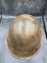 Load image into Gallery viewer, Original WW2 Canadian / British Army Mk3 High Rivet Turtle Helmet
