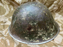 Load image into Gallery viewer, WW2 Mk3 High Rivet Turtle - British / Canadian Army Helmet - Nice Original
