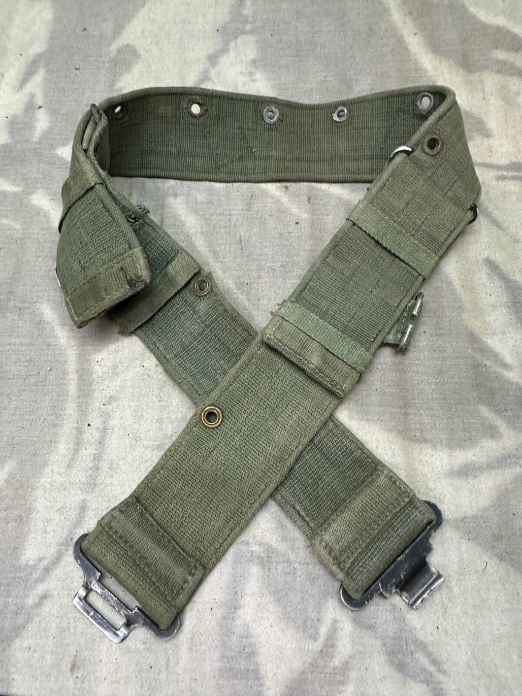 Original WW2 British Army 44 Pattern Soldiers Belt - 36