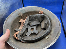 Charger l&#39;image dans la galerie, Original WW2 British Army (South African) Mk2 Combat Helmet &amp; Liner Set
