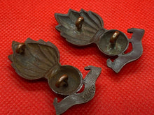 Load image into Gallery viewer, Original WW1 / WW2 Royal Artillery Officer&#39;s Bronze Collar Badges
