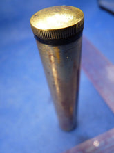 Charger l&#39;image dans la galerie, Original WW1 / WW2 British Army SMLE Lee Enfield Rifle Brass Oil Bottle - H.J&amp;S
