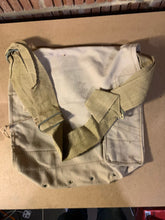 Lade das Bild in den Galerie-Viewer, Original WW2 British Army Indian Made Soldiers Gas Mask Bag &amp; Strap - 1944 Dated
