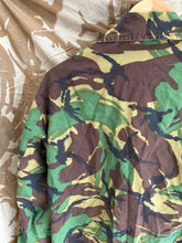 Load image into Gallery viewer, Genuine British Army DPM Camouflage Tropical Jungle Combat Smock - 190/104

