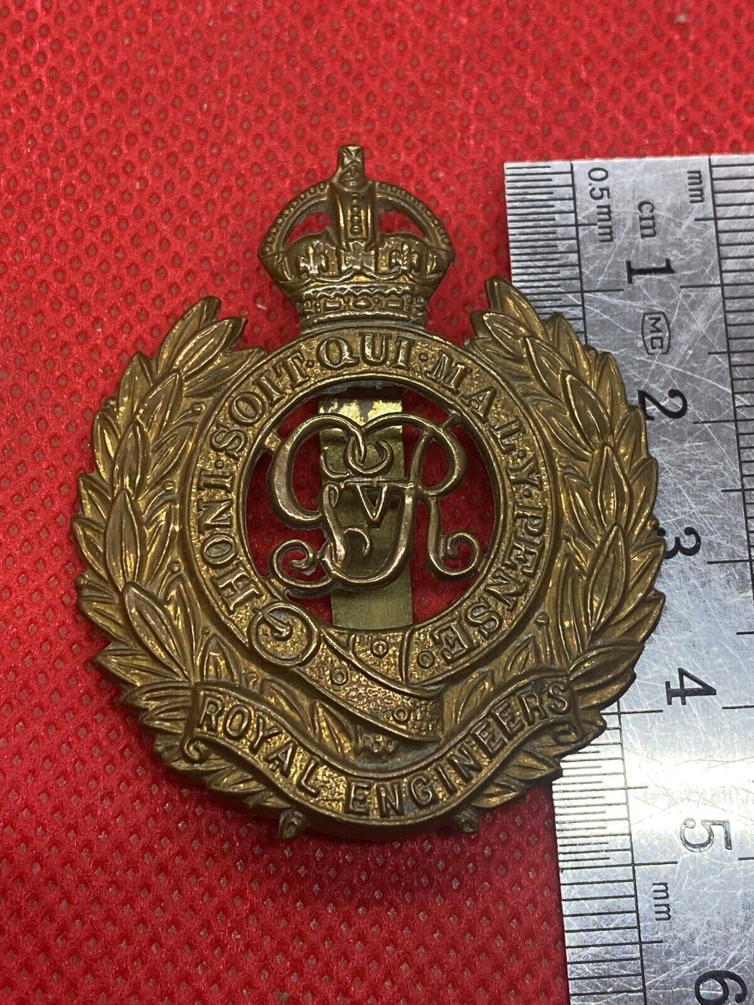 Original WW1 British Army Royal Engineers Cap Badge