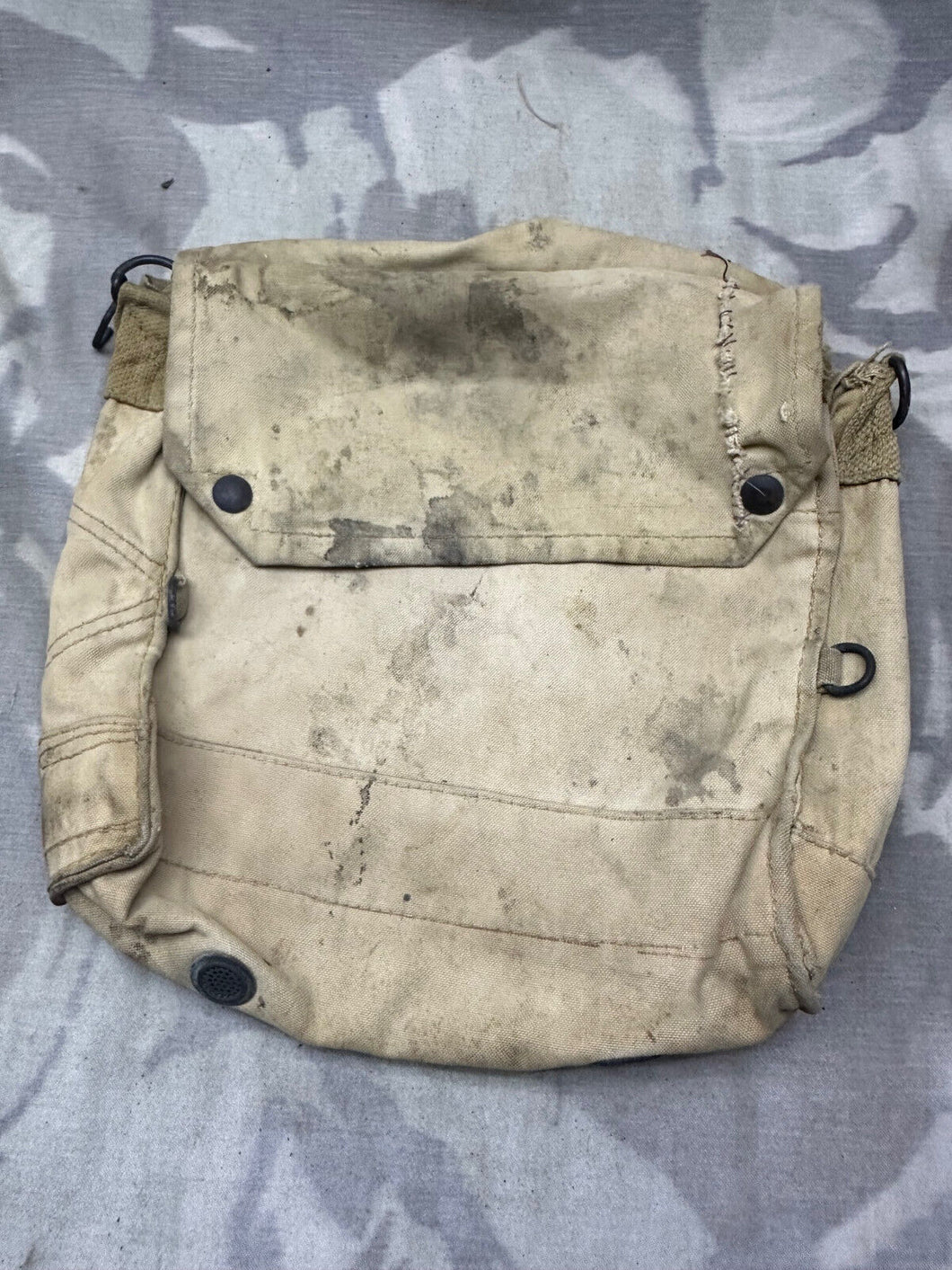 Original WW2 British Army Soldiers Gas Mask Bag - 1941 Dated