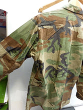Load image into Gallery viewer, Genuine US Airforce Camouflaged BDU Battledress Uniform - 33 to 37 Inch Chest
