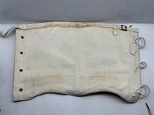 Charger l&#39;image dans la galerie, Original British Army / Royal Navy White 37 Pattern Spats / Gaiters- Well Marked
