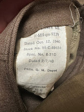 Lade das Bild in den Galerie-Viewer, Original US Army WW2 Class A Uniform Jacket - 40&quot; Chest - 1940 Dated
