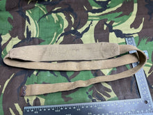 Charger l&#39;image dans la galerie, Original WW2 British Army 37 Pattern Shoulder Strap - Normal - Wartime Dated
