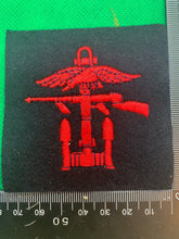 Load image into Gallery viewer, British Army Combined Operations Combined Ops Sleeve Badge
