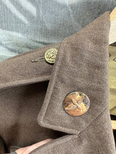 Load image into Gallery viewer, Original WW2 US Army Airforce Class A Jacket Uniform 36L - 1943 Dated
