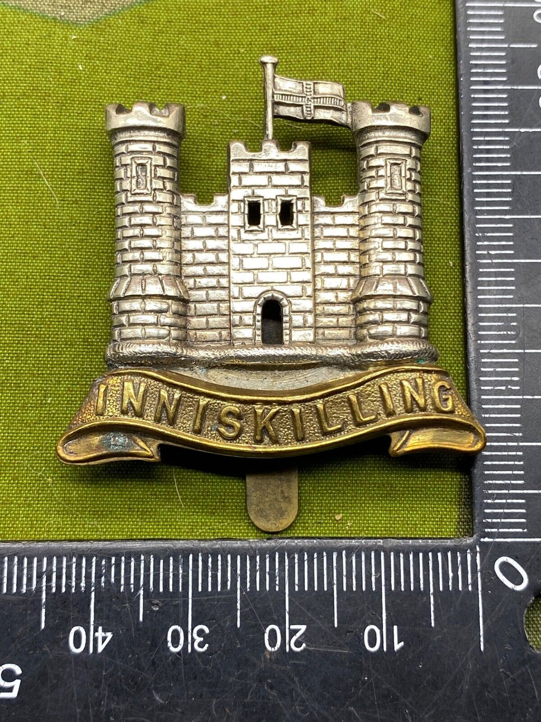 British Army The Inniskilling Regiment Cap Badge