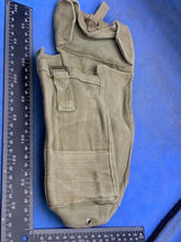 Charger l&#39;image dans la galerie, Original British Army 37 Pattern Webbing Bren Pouch WW2 Pattern
