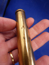 Charger l&#39;image dans la galerie, Original WW1 / WW2 British Army SMLE Lee Enfield Rifle Brass Oil Bottle
