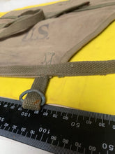 Charger l&#39;image dans la galerie, Original WW2 US Army M1928 Haversack Pack Tail - 1944 Dated
