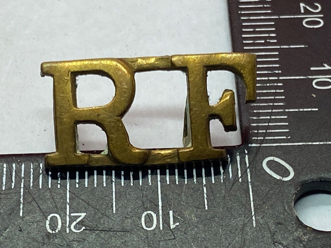 Original British Army WW1 Royal Fusiliers RF Brass Shoulder Title