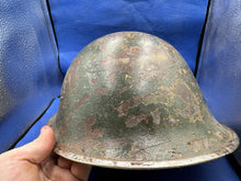 Lade das Bild in den Galerie-Viewer, Original WW2 British Army Mk3 Combat Helmet &amp; Liner Set
