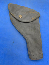 Charger l&#39;image dans la galerie, Original WW2 Royal Canadian Air Force RCAF 37 Pattern Pistol Holster
