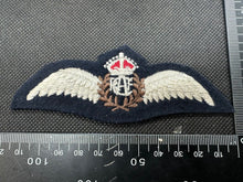 Load image into Gallery viewer, Royal Canadian Air Force RCAF Padded Pilots Wings Kings Crown - UK Made
