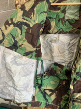 Load image into Gallery viewer, Genuine British Army Issue DPM Combat Smock - Size 160/96
