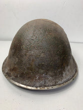 Load image into Gallery viewer, Mk3 Canadian / British Army Original WW2 Turtle Helmet High Rivet
