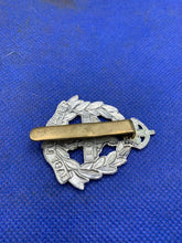 Load image into Gallery viewer, British Army Cap Badge - East Lancashire Regiment Kings Crown
