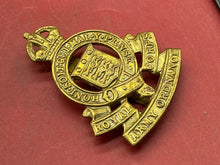 Load image into Gallery viewer, WW1 / WW2 British Army ROYAL ARMY ORDNANCE CORPS Brass Cap Badge.
