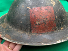 Lade das Bild in den Galerie-Viewer, Britischer Armee-Mk2-Brodie-Helm – Original aus dem 2. Weltkrieg – südafrikanische Herstellung 
