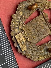 Load image into Gallery viewer, WW1 / WW2 Canadian Army - Lord Strathconas Horse Royal Canadian Brass Cap Badge.

