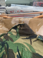 Load image into Gallery viewer, Genuine British Army Issue DPM Combat Smock - Size 160/104
