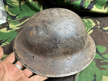 Charger l&#39;image dans la galerie, British Army Mk2 Brodie Helmet - Original WW2 - South African Manufactured
