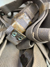 Charger l&#39;image dans la galerie, Genuine British Army / RAF 37 Pattern Shoulder Slings
