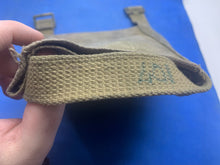 Charger l&#39;image dans la galerie, WW2 British Army / RAF 37 Pattern Webbing Water Bottle Carrier Harness 1944 Date
