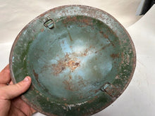 Load image into Gallery viewer, Original WW1 / WW2 British Army Mk1* Army Combat Helmet
